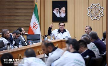 نشست هم‌اندیشی با رابطین و فعالان اسکان آسیب دیدگان جنگ رمضان 32
