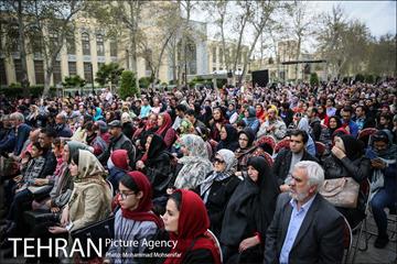 اجرای کنسرت محمد معتمدی 1