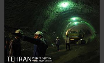 اتصال یازدهمین مقاطع تونل در خط ۶ متروی تهران  37