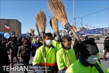 خدمات شهرداری تهران در راهپیمایی ۲۲ بهمن -2 18