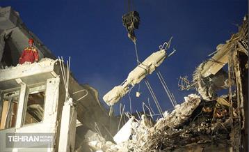 بازسازی واحدهای آسیب‌دیده در منطقه 8 23