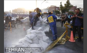 فرونشست زمین در خیابان 17شهریور 18