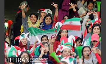 اولین حضور بانوان در رقابت های ملی فوتبال ایران 2 26