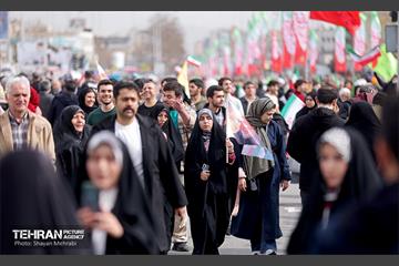چهل‌و‌‌هفتمین جشن پیروزی انقلاب اسلامی - 2 5