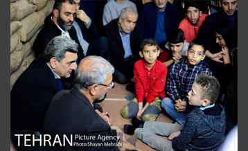 برنامه شب یلدا همراه شهردار تهران در موسسه خیریه بهشت امام رضا(ع) 26