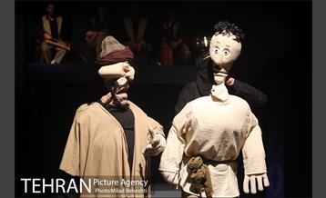 ⁣نمایش حکایت حکایت طبیب اجباری مولیر‎ 18