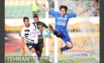 دیدار صبای قم و استقلال در لیگ برتر فوتبال 9