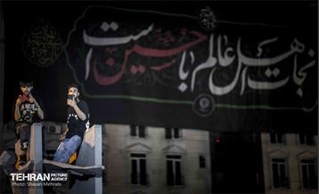 عزاداری شب عاشورا در میدان منیریه  9