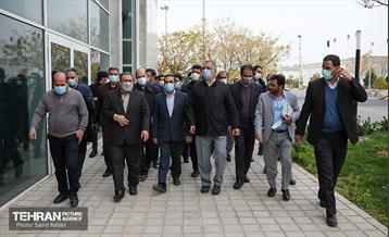 بازدید شهردار تهران از مجموعه شهر آفتاب 10