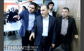 بازدید دکتر نجفی از کارخانه نوآوری‎ 1