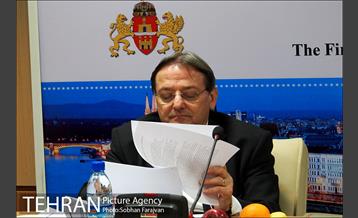 اولین نشست کمیته خواهر شهری تهران و بوداپست 16