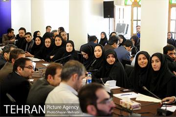 نشست دورنگاه ارتباطات شهر تهران 12