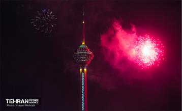 نورافشانی جشن ۲۲ بهمن 13