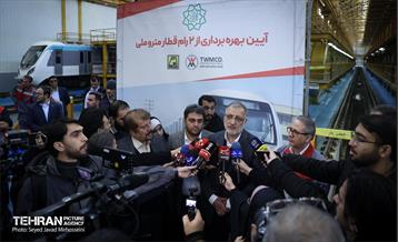 آیین بهره برداری از ۲ رام قطار ساخت داخل 3