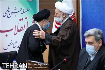 نشست شهردار تهران با ائمه جماعات در آستانه دهه فجر 16
