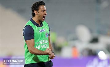 دیدار تیم‌های فوتبال استقلال و گل‌گهر 29