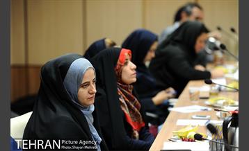 نشست هم اندیشی رئیس مرکز ارتباطات شهرداری تهران با اصحاب رسانه 24