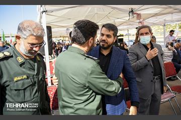 آیین رونمایی از سردیس سردار شهید حسین همدانی  17