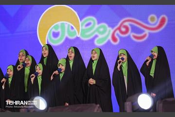 ویژه برنامه «مهمونی شهر» در باغ‌راه حضرت زهرا(س) - 3 21