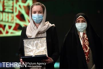 مراسم اختتامیه پنجمین دوره جایزه جهانی خشت طلایی تهران 90