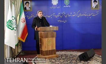 نشست صمیمانه شهردار تهران با خانواده های شهدای آتش نشان و آسیب دیدگان حادثه ساختمان پلاسکو 23