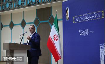 دیدار صمیمانه شهردار تهران با کارکنان شهرداری منطقه هشت