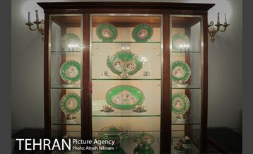 گشتی در کاخ نیاوران  9