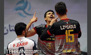 دیدار تیم های والیبال بانک سرمایه و پیکان تهران