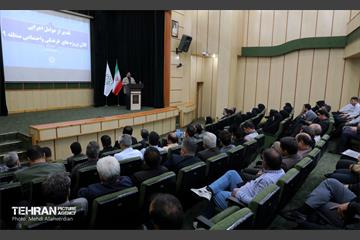 تقدیر از عوامل اجرایی کلان پروژه‌های منطقه ۹ 10