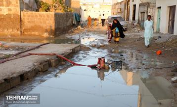 امدادرسانی تیم مدیریت بحران تهران به مناطق سیل‌زده سیستان و بلوچستان 25