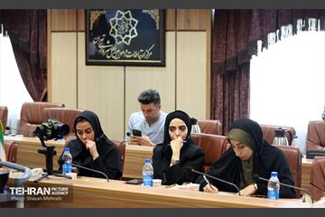 نشست خبری بین‌المللی آنلاین بررسی تاثیر حمله آمریکایی-صیهونیستی بر زنان، کودکان و خانواده‌های ایران 18