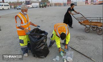 خدمات رسانی شهرداری منطقه 5 در پایانه مرزی مهران 12
