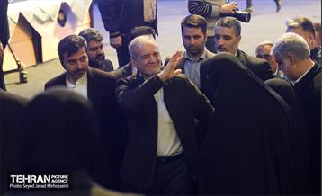 مراسم رونمایی از نخستین بسته حمل و نقل عمومی برقی تهران 14