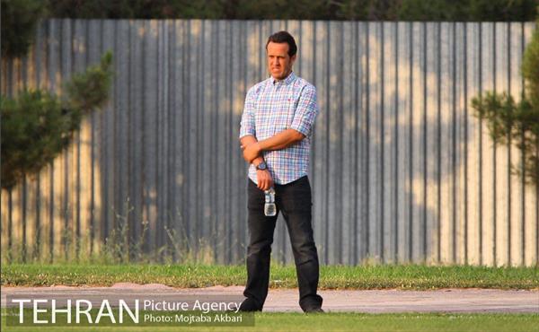 دیدار دوستانه نفت تهران - پاراگ