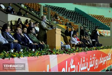 گرامیداشت روز آتش‌نشان 1