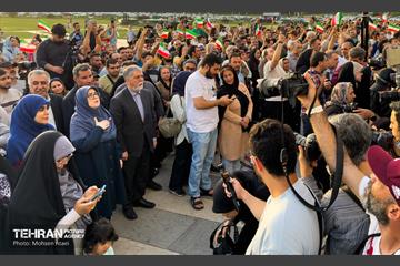اجرای ارکستر سمفونیک تهران در میدان آزادی 12