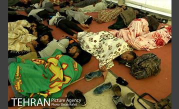 ارائه خدمات نیرو های خادم الحسین (ع) در مرز شلمچه  3