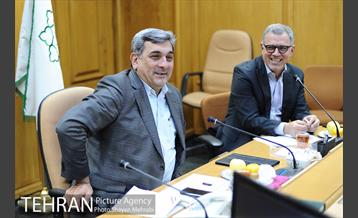 جلسه شورای معاونین با حضور شهردار تهران 16