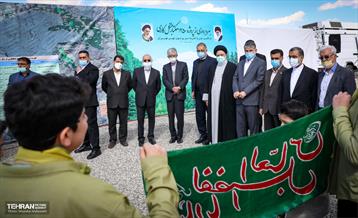 نهال کاری شهردار تهران و رئیس جمهور به مناسبت روز درختکاری 13