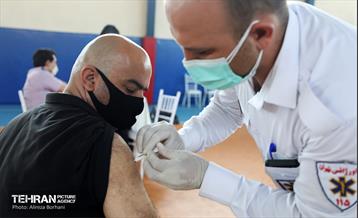 تزریق واکسن کرونا در سازمان پسماند 8