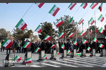 مراسم تشییع مرحوم محمدهادی چمران برادر مهدی چمران 31