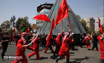 خیمه سوزان ظهر عاشورا در چهار راه گلوبندک  24