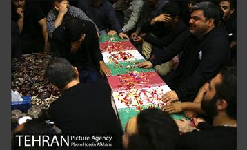 عزاداری شب هشتم محرم در جوار پیکر شهید باقر ناظری 19