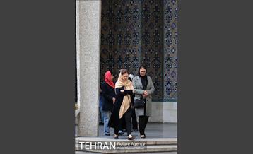 بازدید مسافران نوروزی تهران از کاخ موزه نیاوران‎ 15