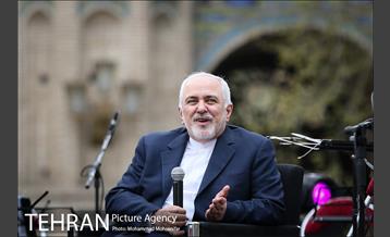 حضور شهردار تهران در جشن نوروزی میدان مشق 21