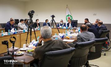 دیدار صمیمانه شهردار تهران با جانبازان و ایثارگران 17