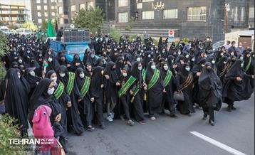 مراسم تشییع و خاکسپاری دوشهید گمنام دفاع مقدس در دریاچه چیتگر 18