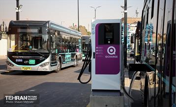 به وقت خدمت؛ ایستگاه شارژ اتوبوس برقی «قورخانه» 10