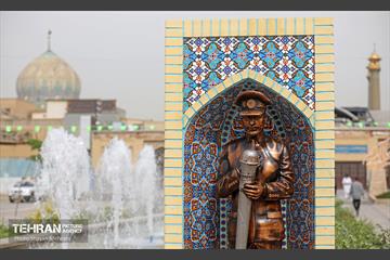 رونمایی از تندیس «خادم حرم» 27