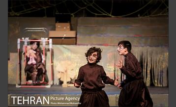 اجرای نمایش شاپرک خانوم 12